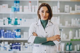 pharmacy technician vs pharmacy assistant whats the difference